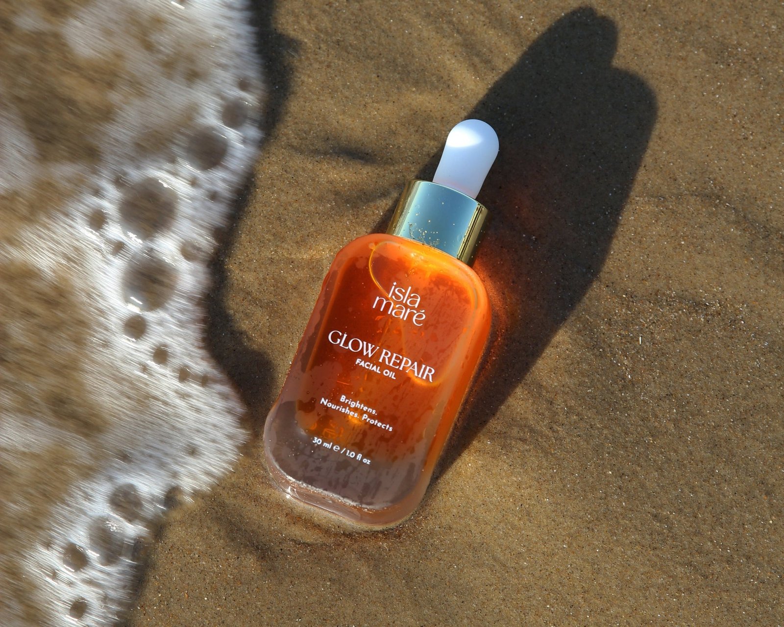 Glow serum with radiance boosting benefits